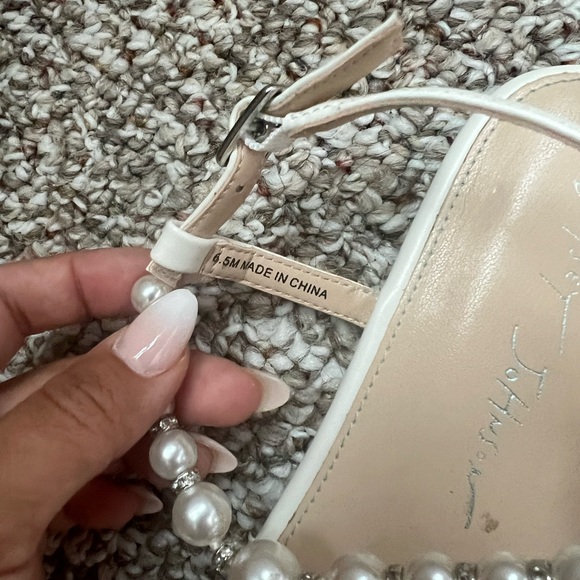 Betsy Johnson, wore for my wedding night! Wore once, super comfortable. Boxincl. - Picture 4 of 6